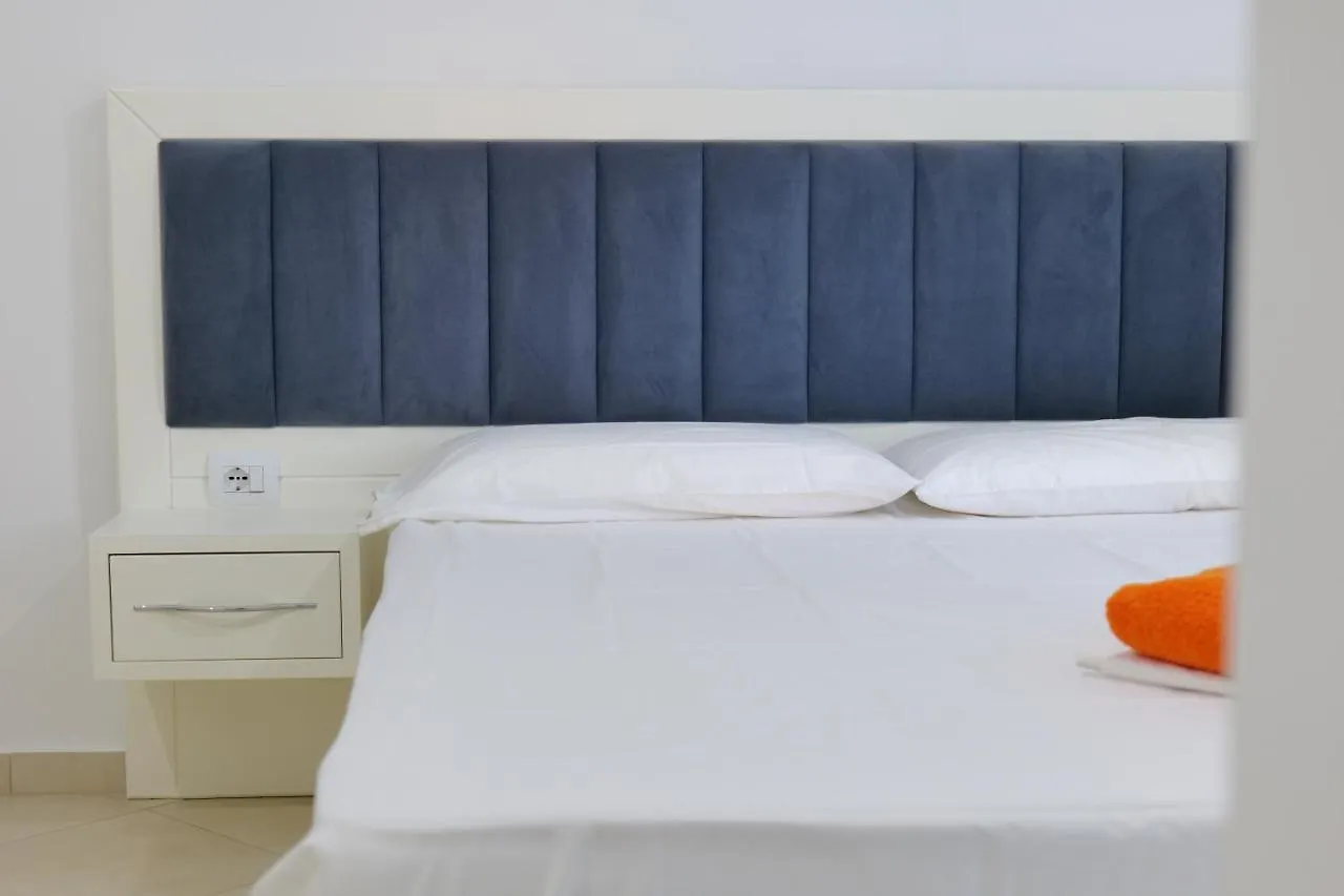 Davide Rooms Sarandë Albania